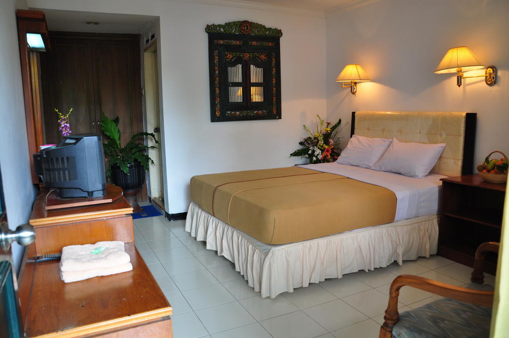 Hotel Tanjung Emas Surabaya Quarto foto